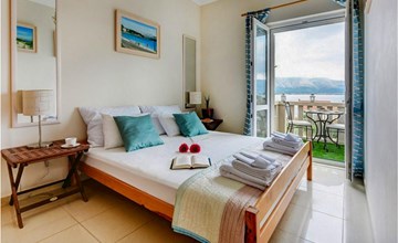 Villa Veritas 3