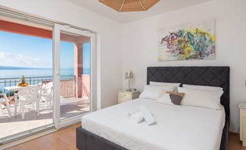 für 12 Personen in Stanići, Dalmatien (Mitteldalmatien) 2