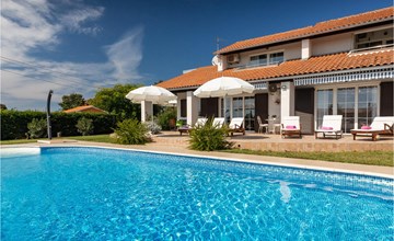 Villa Basic 3