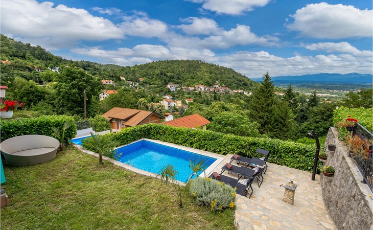 2 bedroom stunning apartment in Rukavac 1