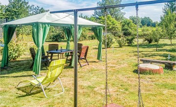 2 bedroom awesome home in Osno Lubuskie 3