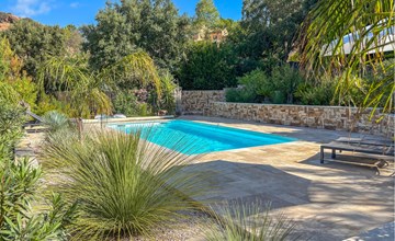 Stunning home in Saint-Raphaël 2
