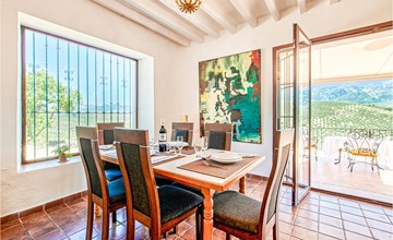 Gorgeous home in Cazorla 3