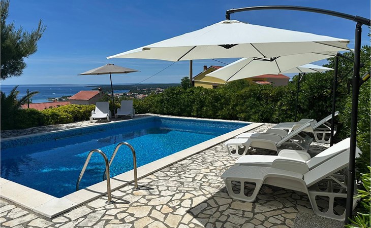 Cozy apartment in Banjol with WiFi 1