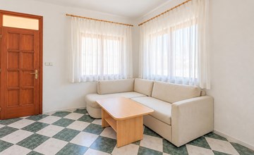 Gorgeous apartment in Razanac with house sea view 3