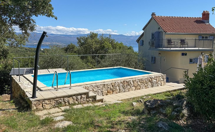 Gorgeous home in Risika with private swimming pool, can be inside or outside 1