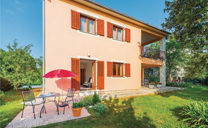1 bedroom beautiful apartment in Labin 1