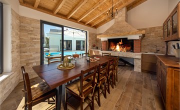 Villa Loto 2
