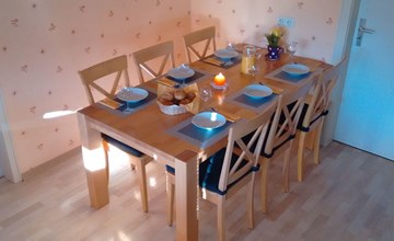 Komfortable Ferienwohnung mit großem Garten 3