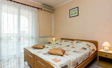 Appartement in Fažana mit Möbliertem Balkon 2