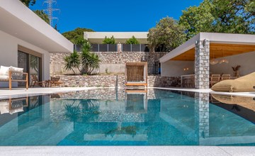 Emerald Estate 3