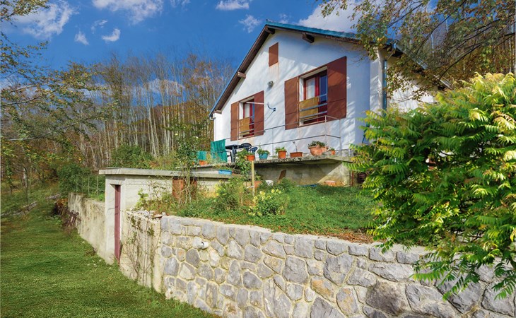 2 bedroom beautiful apartment in Stolac 1