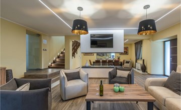 Villa LV 2