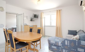 Appartement in Baška mit Eigenem Balkon 3