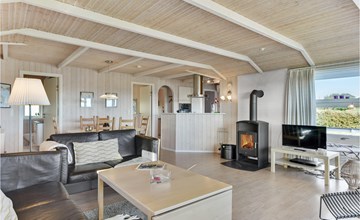 Beautiful home in Nordborg with WiFi 2