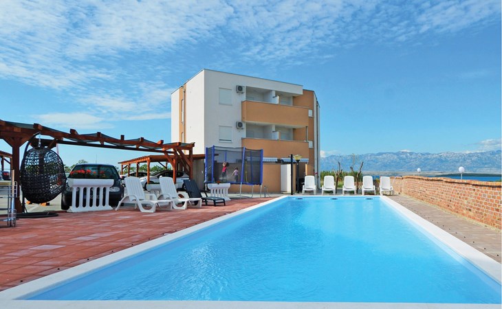 2 bedroom beautiful apartment in Nin 1