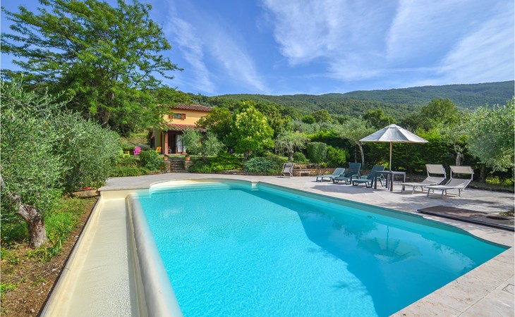 Lovely home in Cortona with kitchen 1