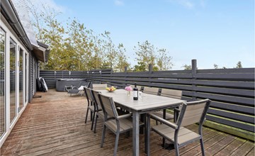Lovely home in Tarm with WiFi 2