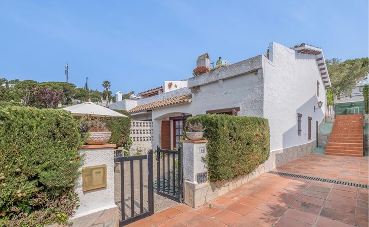 Lovely home in Tossa de Mar with house sea view 1