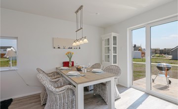 Amazing home in OstseeResort Olpenitz 3
