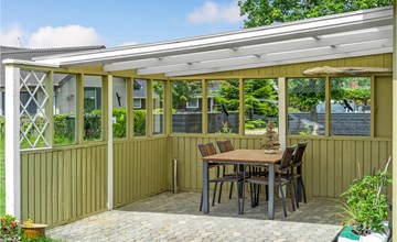 2 bedroom awesome home in Juelsminde 2