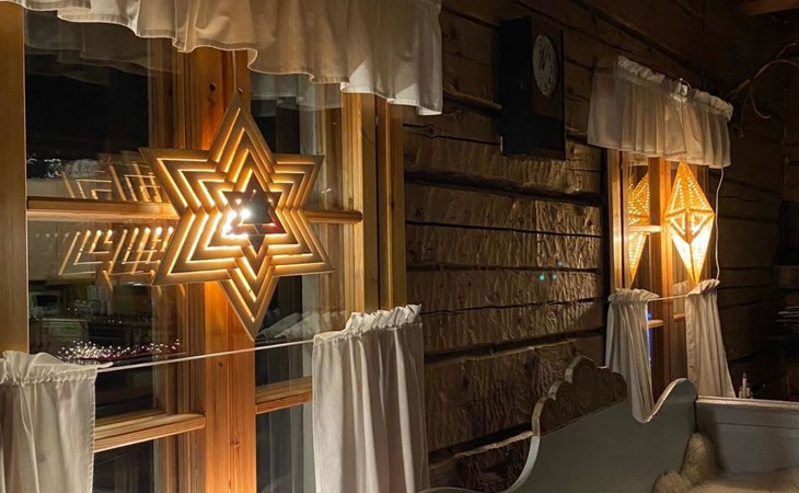 Laattajan hirsipirtti 1