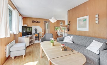 Amazing home in Væggerløse with WiFi 3