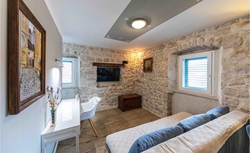 Gorgeous apartment in Slatine with WiFi 2