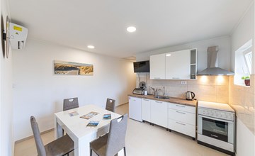 Stunning apartment in Kastel Stari 3