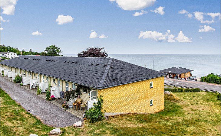 2 bedroom stunning apartment in Allinge 1