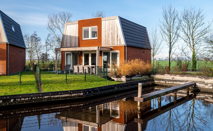 Sneekermeer 8p. with outdoor spa 1