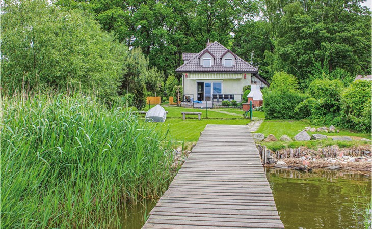 Pet friendly home in Nowe Warpno 1