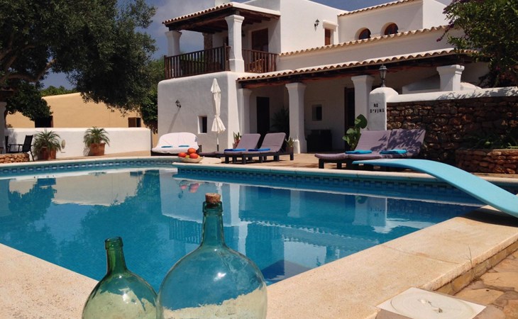 Renoviertes Ferienhaus in Sant Carles De Peralta mit Eigenem Pool 1