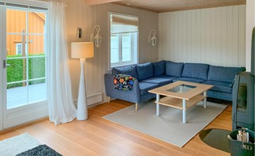 Gorgeous home in Risør with WiFi 3