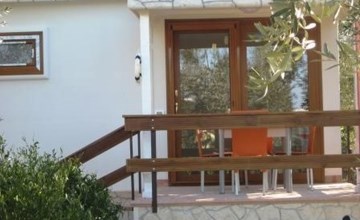 mit Garten und Kinderschwimmbad 2