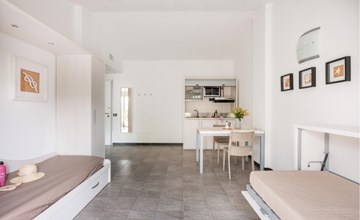 1 bedroom beautiful home in Imperia 2