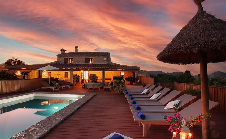 Große Villa auf dem Lande in der Nähe von Pollensa. 1