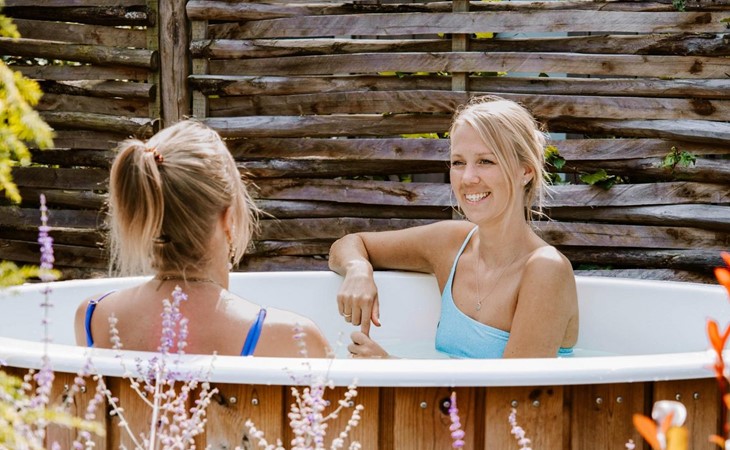 Luxurious Lodge with Hottub 1