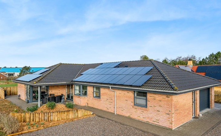 "Elsi" - 1.3km from the sea 1