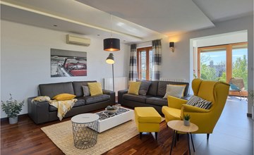 Villa Brdo 2