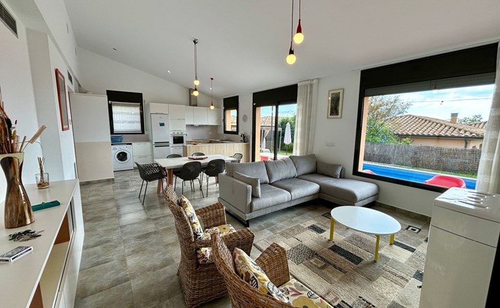 Sonnige Ferienvilla Medes Mar 1