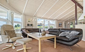 Nice home in Sjølund with sauna 3