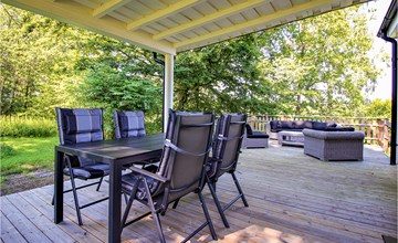 Awesome home in åsljunga with kitchen 2