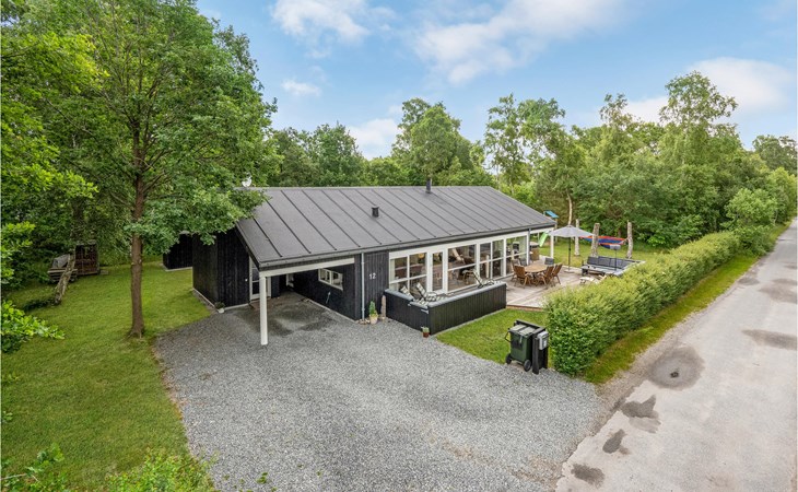 Lovely home in Grenaa with kitchen 1