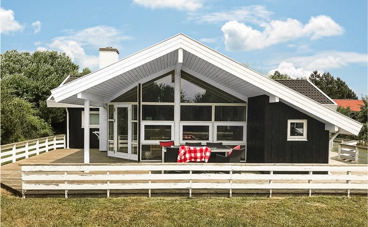 Beautiful home in Nakskov with sauna 1