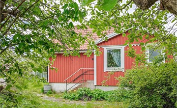 Lovely home in Degerhamn with kitchen 2