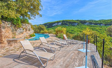 Awesome home in Bonnieux with sauna 2