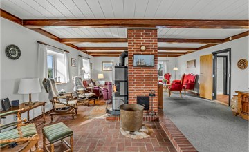 7 bedroom stunning home in Outrup 3