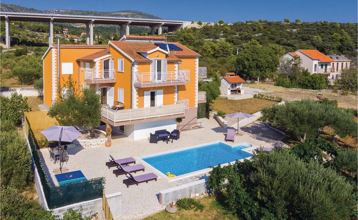 Cozy apartment in Sibenik with WiFi 1