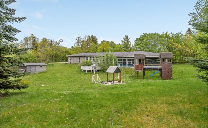 Nice home in Ebeltoft with kitchen 1